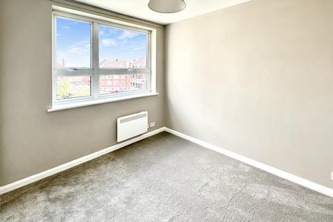 1 bedroom flat to rent, Derby Road, Sheen Parkside