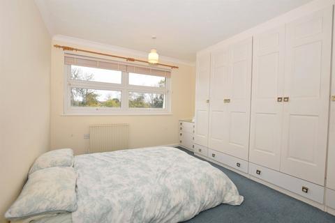 2 bedroom flat to rent, Sudley Gardens, Bognor Regis, PO21