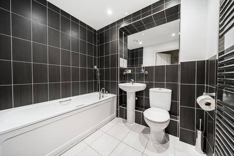 2 bedroom flat for sale, High Wycombe,  Buckinghamshire,  HP13