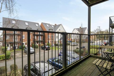 2 bedroom flat for sale, High Wycombe,  Buckinghamshire,  HP13