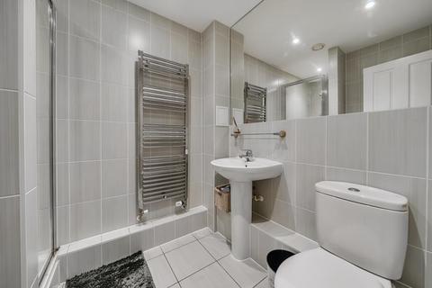 2 bedroom flat for sale, High Wycombe,  Buckinghamshire,  HP13