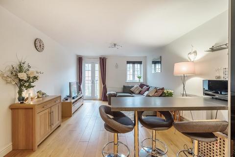 2 bedroom flat for sale, High Wycombe,  Buckinghamshire,  HP13