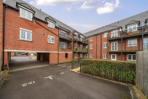 2 bedroom flat for sale, High Wycombe,  Buckinghamshire,  HP13