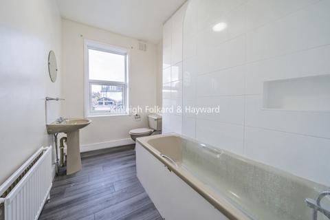 1 bedroom flat to rent, Helvetia Street London SE6