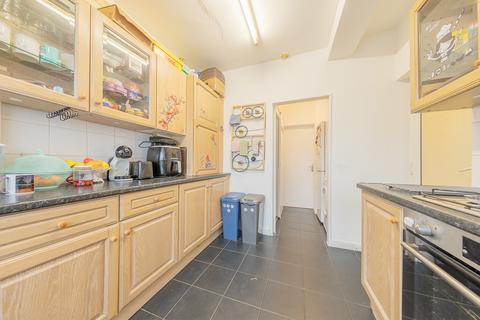 2 bedroom end of terrace house for sale, Rosy Cross, Tamworth B79