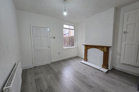 3 bedroom terraced house to rent, Eva Road, Birmingham B18