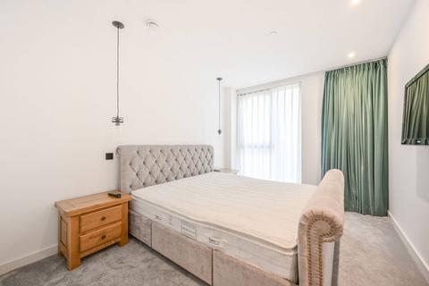 2 bedroom flat to rent, Merino Gardens, St Katharine Docks, London, E1W