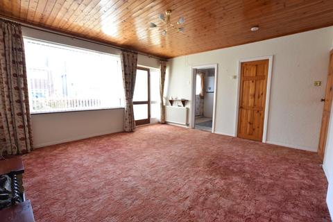 2 bedroom semi-detached bungalow for sale, Whitfield Road, Scunthorpe