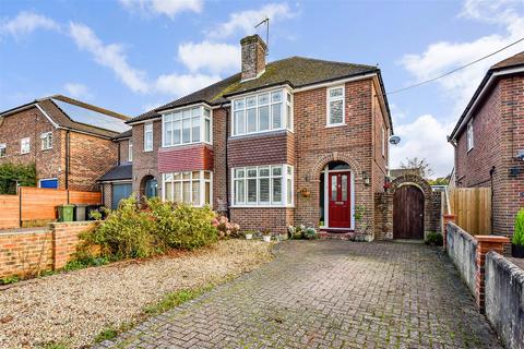 3 bedroom semi-detached house for sale, Chestnut Avenue, Andover