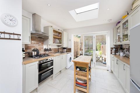 4 bedroom terraced house for sale, Stroud Green, London N4