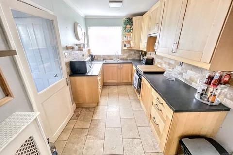 3 bedroom semi-detached house for sale, Hillside Drive, Whitburn, Sunderland, Tyne and Wear, SR6 7LF