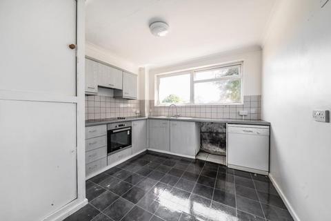 2 bedroom flat for sale, Northwood,  Middlesex,  HA6