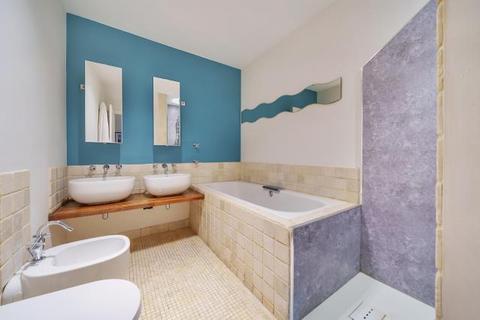 2 bedroom flat for sale, Surbiton,  Surrey,  KT6