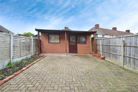 3 bedroom terraced house to rent, Porters Avenue, Dagenham, RM8