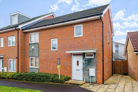 3 bedroom semi-detached house for sale, Edmund Court, Basingstoke, RG24 9FA