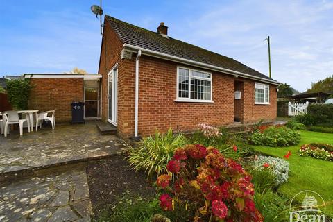 2 bedroom detached bungalow for sale, High Street, Blakeney GL15