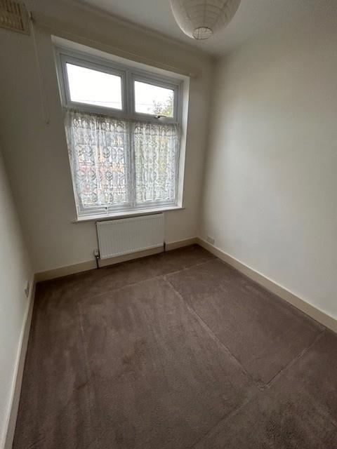 Bedroom 3 back.jpg