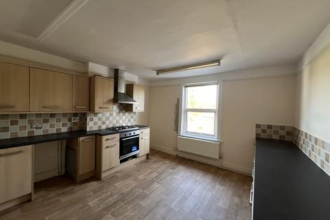 2 bedroom flat to rent, Hyde Road, Paignton TQ4