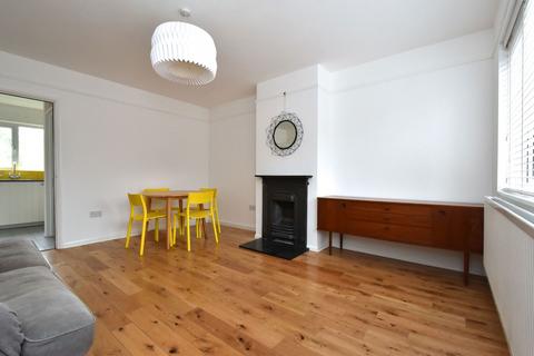 3 bedroom semi-detached house to rent, Brockill Crescent, London, SE4 2QD