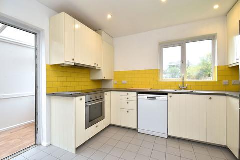 3 bedroom semi-detached house to rent, Brockill Crescent, London, SE4 2QD