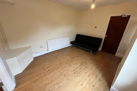 1 bedroom flat to rent, Lyndon Road, Solihull B92