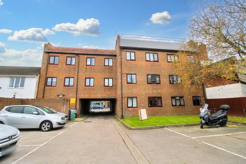 Studio for sale, Gainsborough Court, Camp Road, Farnborough , GU14