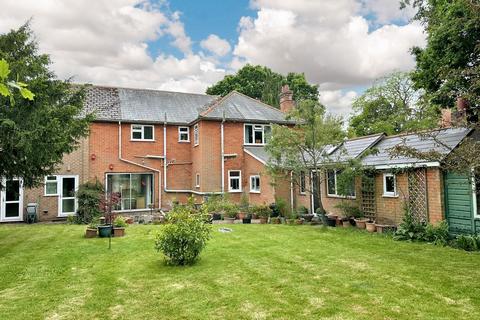 4 bedroom detached house for sale, Kings Copse Road, Blackfield, SO45