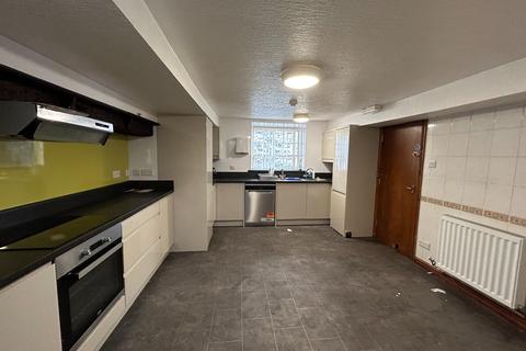 5 bedroom end of terrace house for sale, Plas Coch, Smithfield Square, Dolgellau