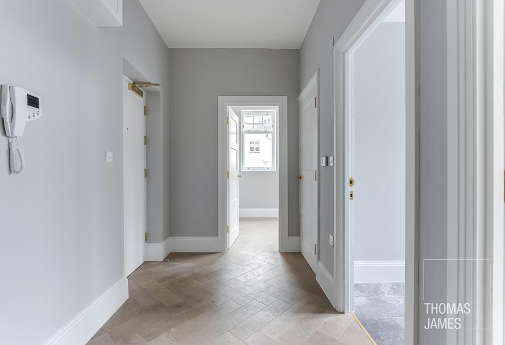 Penny Lodge, hallway