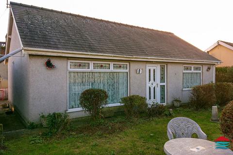 2 bedroom detached bungalow for sale, Llanbedrog, Pwllheli, LL53