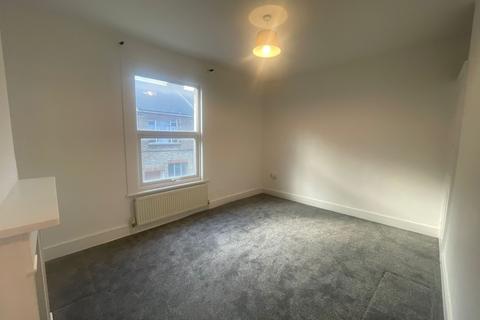 2 bedroom terraced house for sale, Wilfred Street, Gravesend, Kent, DA12