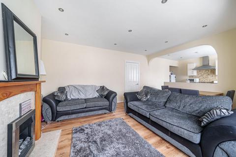 2 bedroom maisonette for sale, Rowe Walk, Harrow, Middlesex