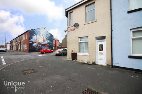 2 bedroom flat for sale, Blakiston Street,  Fleetwood, FY7