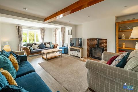 5 bedroom character property for sale, Thorpe Road, Southrepps, Norwich, NR11