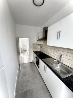 3 bedroom terraced house to rent, Eldon Road, N22