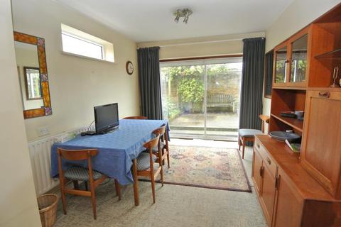 2 bedroom end of terrace house for sale, Maxwell Road, Ashford TW15