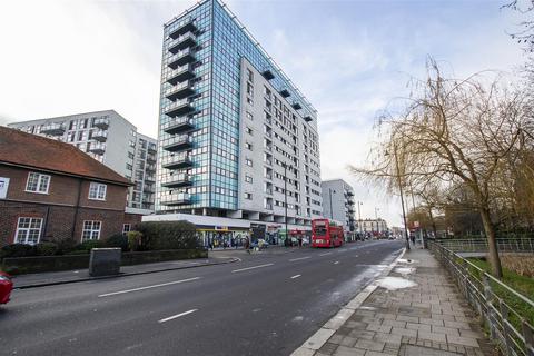 1 bedroom flat to rent, Pinnacle House, Southbury Road