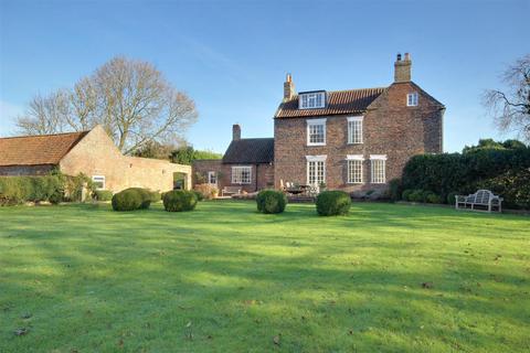 5 bedroom detached house for sale, Back Lane, Burstwick, Hull