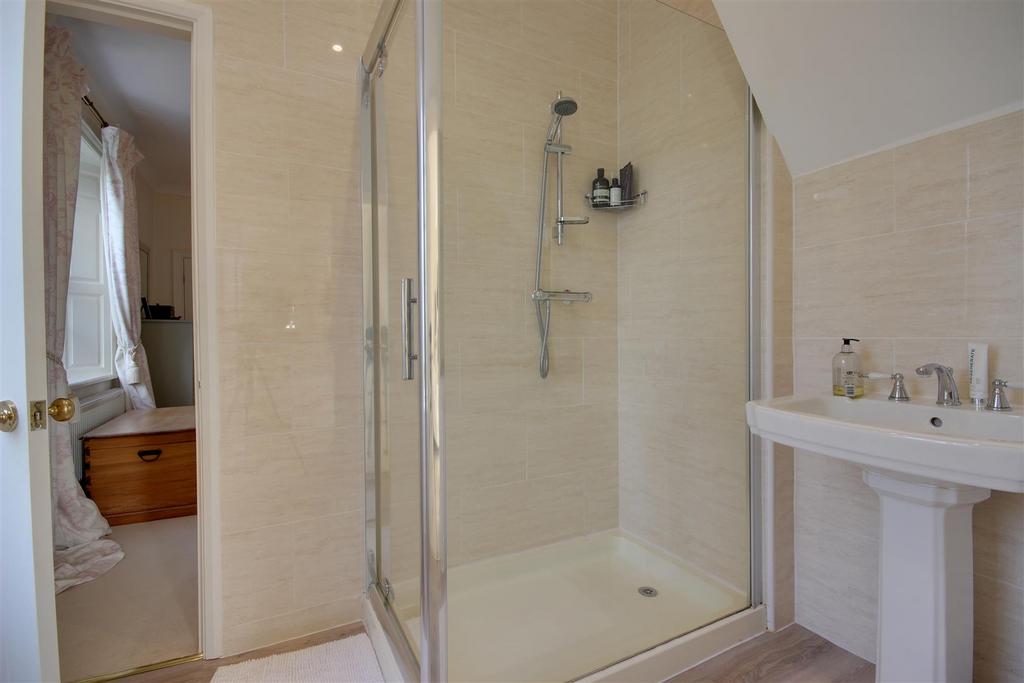 En suite Shower Room