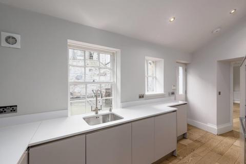 2 bedroom flat for sale, Manor Place, West End, Edinburgh, EH3