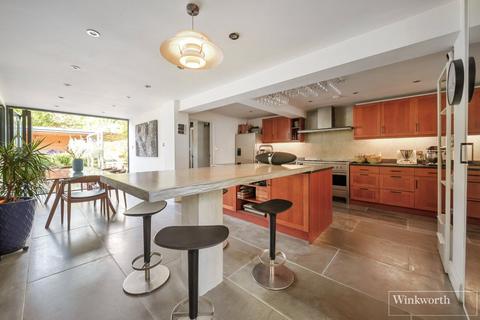 11 Parkside Road, Ascot, SL5 0NL