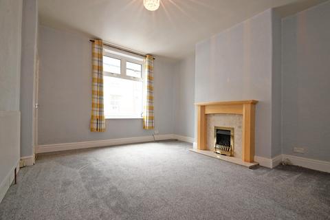 2 bedroom terraced house to rent, Clayton Street, Barnoldswick, BB18