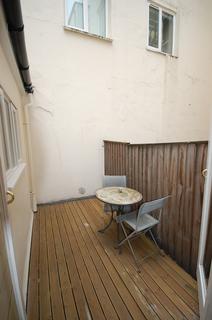 1 bedroom flat to rent, Leinster Gardens, London W2