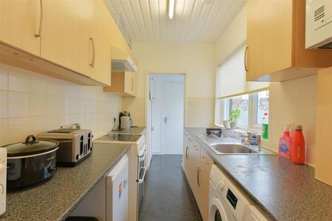 2 bedroom house to rent, Norman Street, York