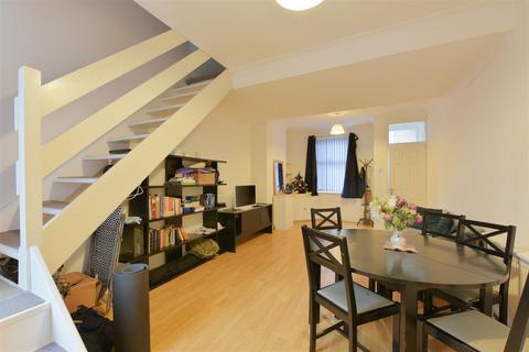 2 bedroom house to rent, Norman Street, York