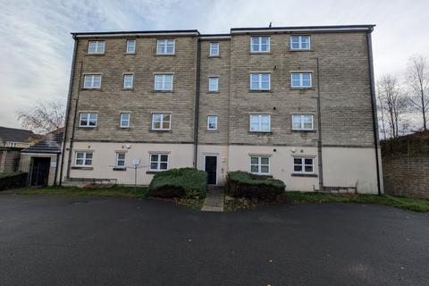 2 bedroom flat to rent, Laithe Hall Avenue, Cleckheaton, West Yorkshire, UK, BD19