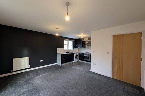 2 bedroom flat to rent, Laithe Hall Avenue, Cleckheaton, West Yorkshire, UK, BD19