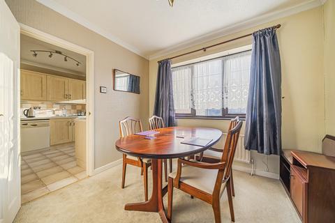 3 bedroom end of terrace house for sale, Sunningdale, Bristol BS37