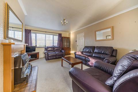 3 bedroom end of terrace house for sale, Sunningdale, Bristol BS37