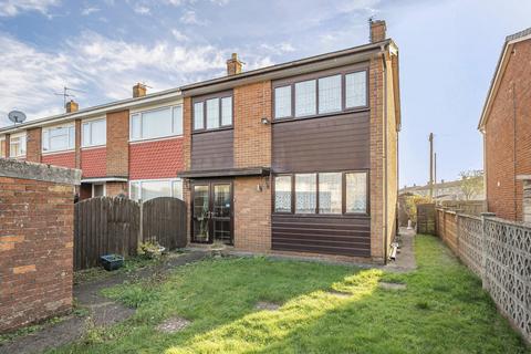 3 bedroom end of terrace house for sale, Sunningdale, Bristol BS37